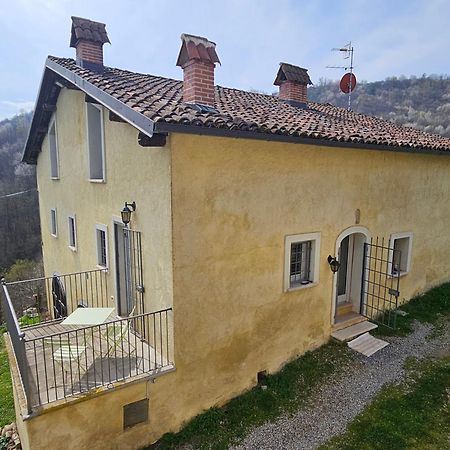 Casa Nel Verde Ca Dla Cola Mombasiglio Exterior foto